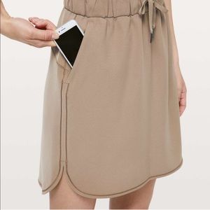 Lululemon on the fly skirt- like new!!